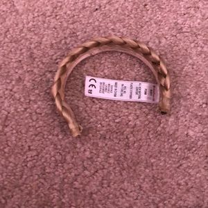 Caroline’s hair headband from holiday dress